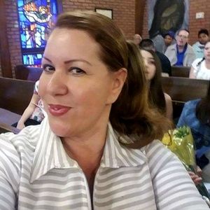 Meet your Posher, Roxana